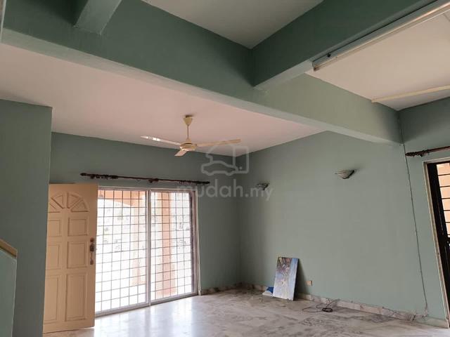 [ Nice Corner Lot ] Double Storey Seksyen 4 Tambahan, Bangi 3