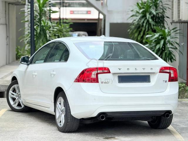 Volvo S60 2.0 T5 DRIVE-E FaceLift LowMileag 1Owner - 4