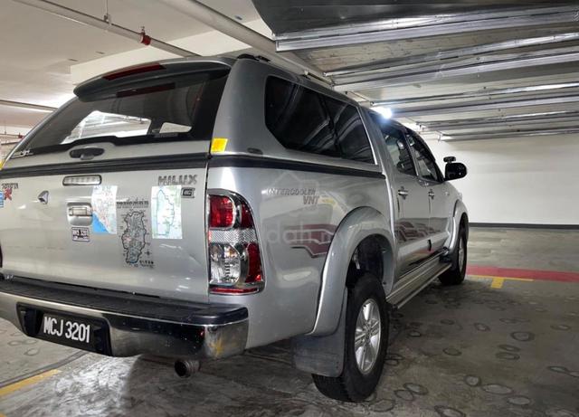 2013 Toyota HILUX 2.5 G VNT FACELIFT (M) - 5