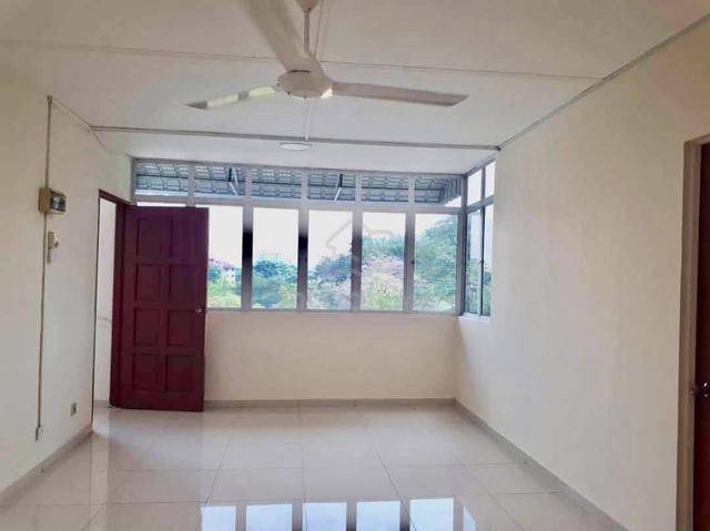 Flat PKNS Seksyen 24 Shah Alam 1