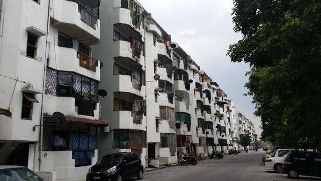 Sri Subang Apartment 1