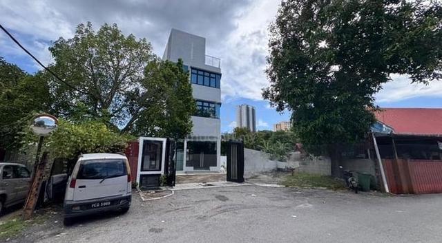 3 storey commercial bungalow building jelutong penang 5000sf for rent 2