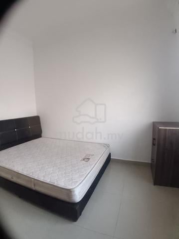 Room for rent at Taman Ungku Tun Aminah @ Skudai 1