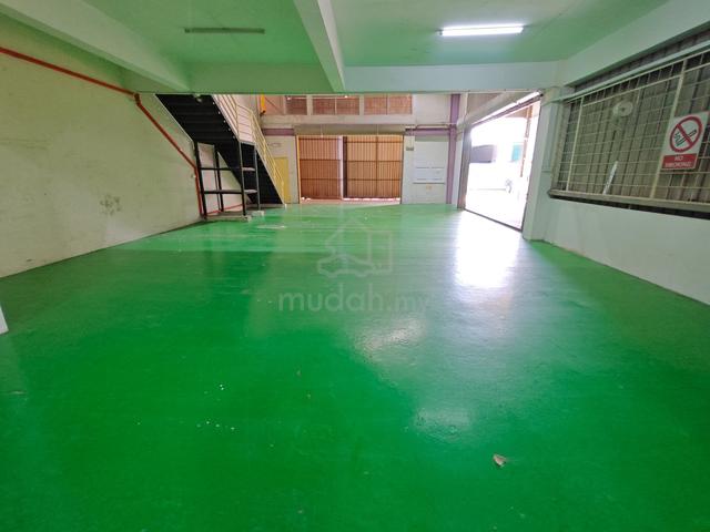 Warehouse inanam near road 1