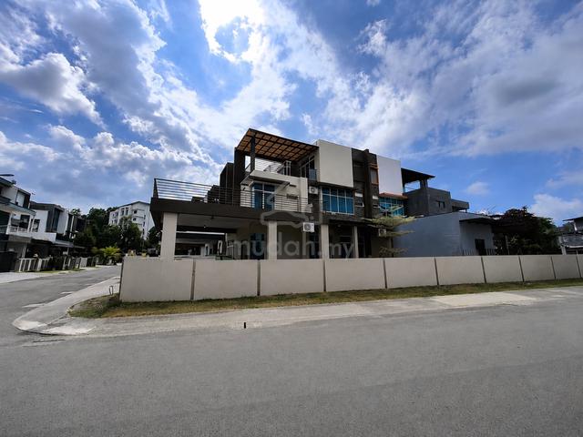 3 storey Semi Detached Corner Lot Landed Taman Putra Pogun 1