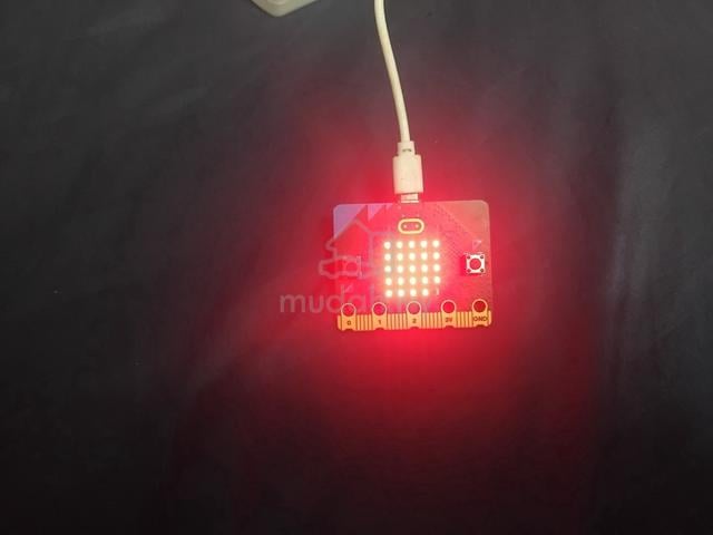 2x BBC micro:bit V2 Second Hand - photo 2 of 5