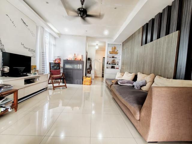 Tmn Setia Indah Double Storey house for Sale/End lot/Fully Extend 1