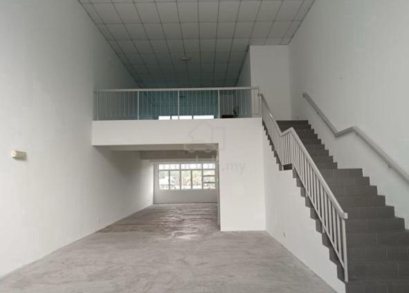 {OFFICE} 1st Floor&Mezzanine Mainroad Cheras Selatan 118,Dataran C180 2