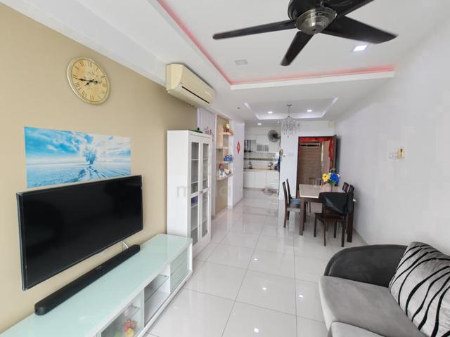 Pinang Laguna 1