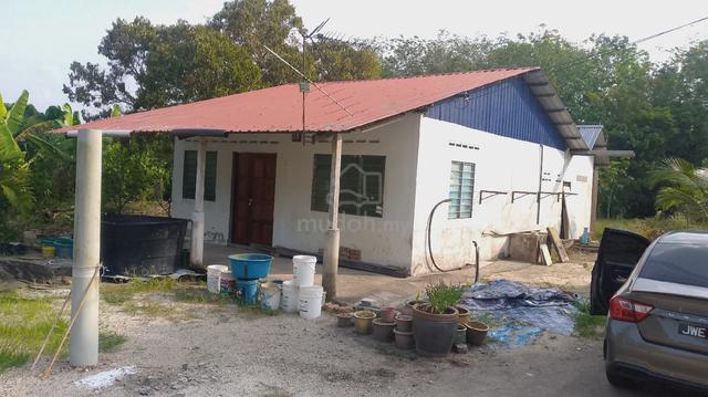 Padang Lalang, Kg Jawa, Segamat 1
