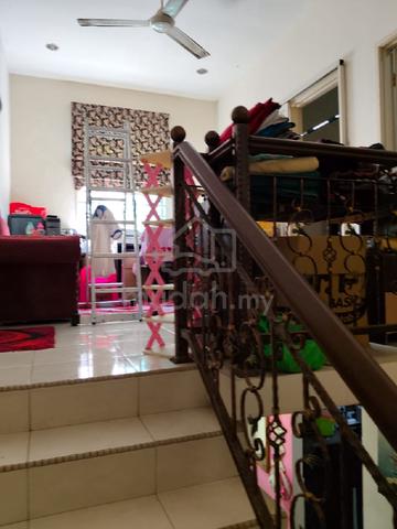 Rumah 2 tingkat 4 bilik 1