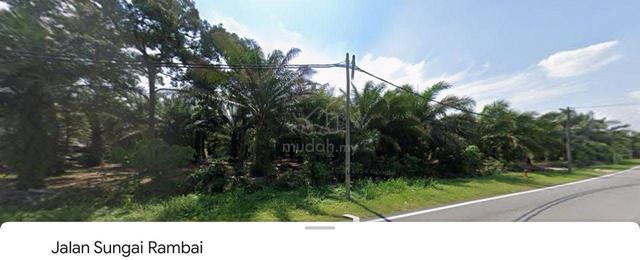 2.14 Zoning Industrial Jln Sg Rambai, Telok Panglima Garang for sales 1