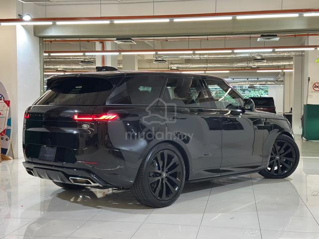 (LOW KM) 2024 Land Rover RANGE ROVER 3.0 SPORT F.E - 4