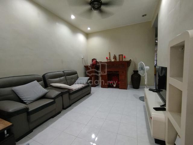[RENOVATED] Single Storey Terrace, Pulau Gadong 2