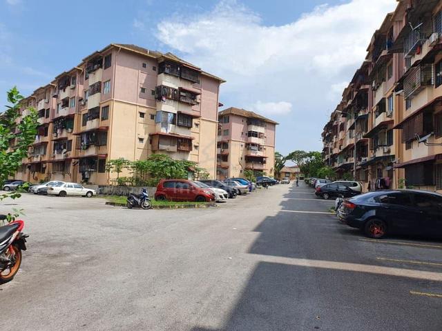 Pangsapuri Putra Impian (Seri Kembangan) 1