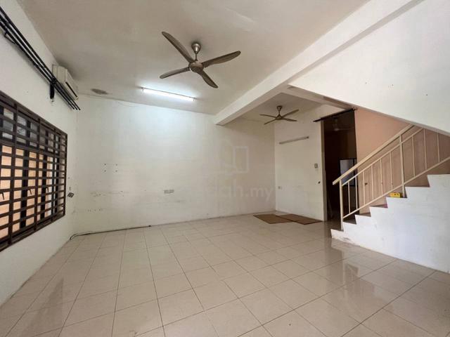 (fleksibel booking) Rumah Depan Padang Meru Impian Ipoh UNTUK JUAL 4
