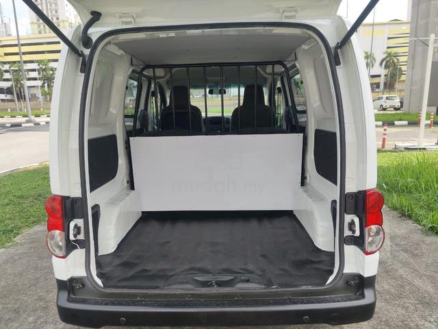 2019 Nissan NV200 1.6 (M) Semi Panel Van - 5