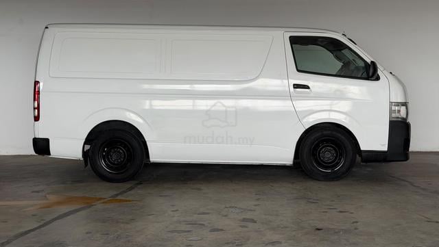 2011 Toyota HIACE 2.5 KDH200R FACELIFT (M) TIPTOP - 3