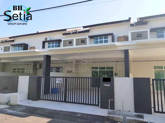 Move-in Ready |4Bed 4Bath| Near School & Mart| Kampung Jawa 1