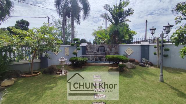BUNGLOW LOT 2.5 STOREY HOUSE FOR SALES near Taman Bunga Raya 1