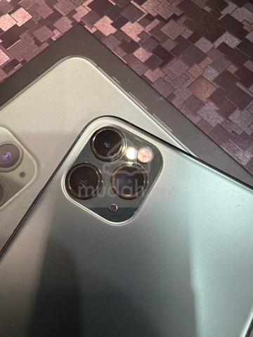 Very Good Condition Like New iPhone 11 ProMax - photo 3 of 5