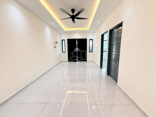 Johor Jaya Single Storey Fully Renovated Jalan Dedap 1