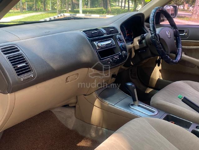 2005 Honda CIVIC 1.7 VTEC (A) - 3