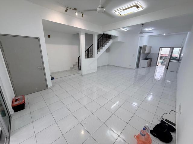 Facing Open Double Storey Laman Orkid Medina Nilai Impian USIM Nilai 3 1