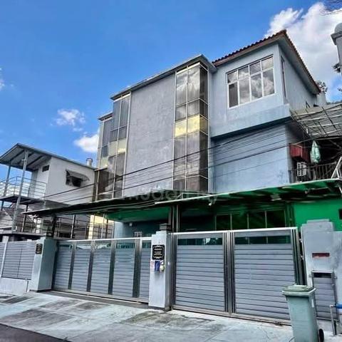 3 Storey Bungalow [ Connaught ] | Build Up 8,794sqft | 8+2R 5B 1