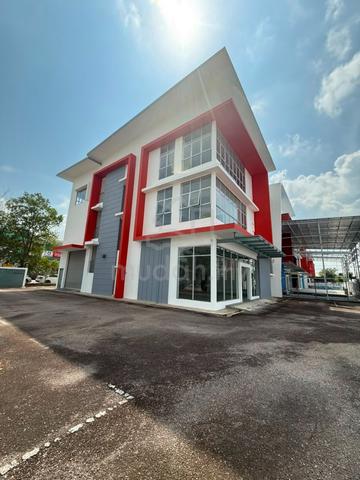 Rare Unit Permas Jaya @ Jln Permas Corner Lot 3 Storey Semi D Factory 1