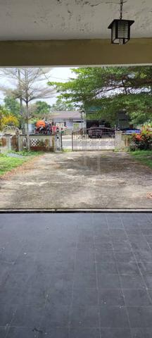 Rumah sewa semi D di Paka 1