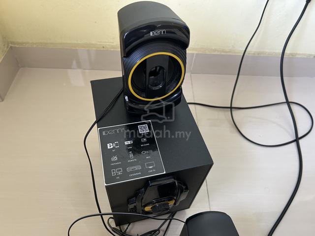 Denn Speaker System USB FM Radio Subwoofer - photo 3 of 5