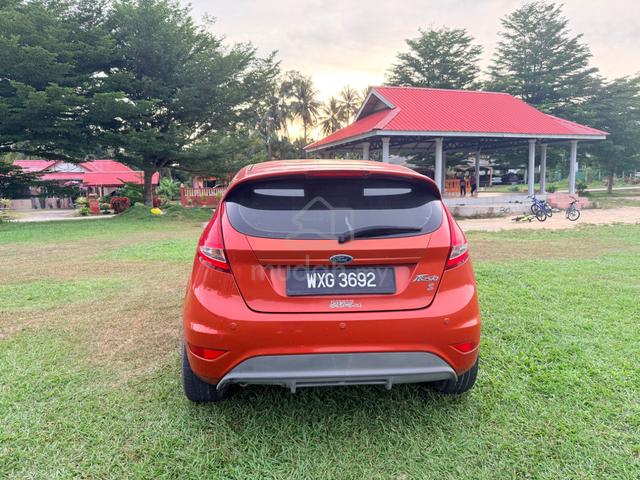 2013 Ford FIESTA 1.5 SPORT (A) - 3