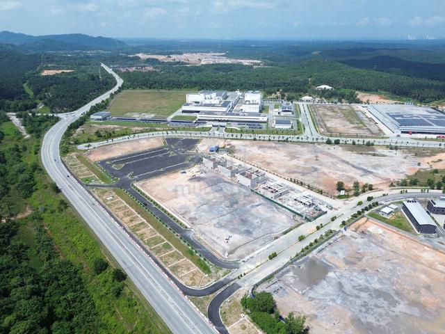 COMMERCIAL/PETROL LAND TERMURAH Bandar Enstek Nilai Sepang 5