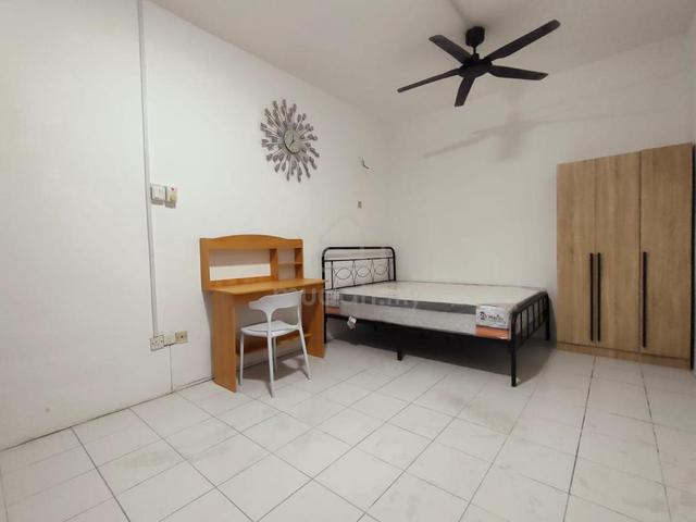 Couple Bedroom 1