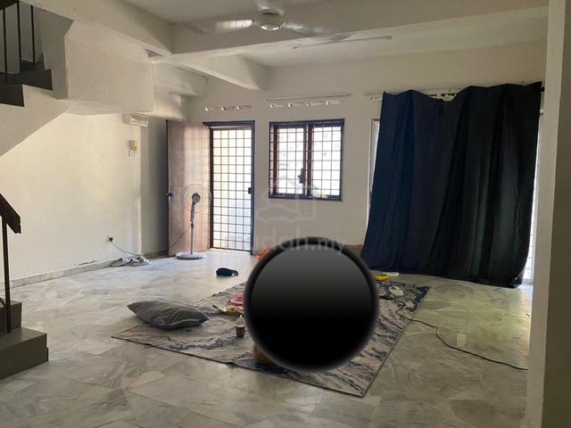 FOR SALE 2 Storey Terrace Puchong Intan near LDP 1