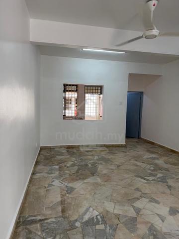 NO AGENT FEE Jalan Putra, Sri Yaacob Skudai Double Storey Medium Low 1