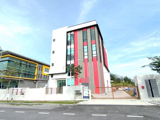 21790ft 3 Storey Bungalow Factory Warehouse Tiong Nam Shah Alam 1