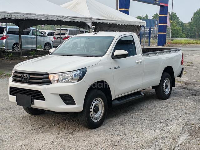 2020 Toyota HILUX 2.4 MT FACELIFT SINGLE CAB 4X4 - 2