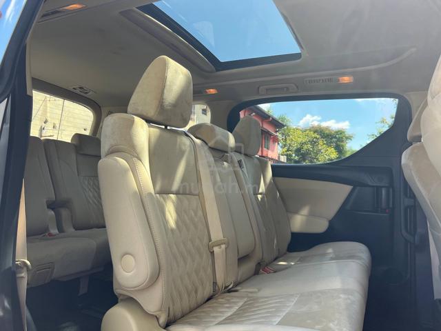 Toyota ALPHARD 2.5 X - 4
