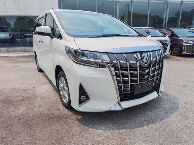 2023 Toyota ALPHARD 2.5 X 8 Seater Family MPV - 1