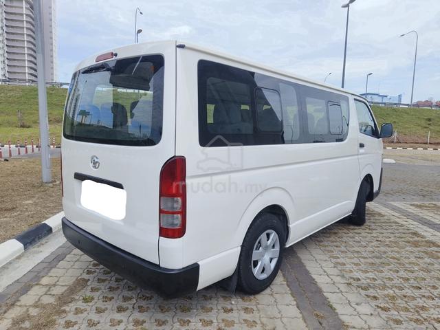2018 Toyota Hiace 2.5 (M) 14 Seat Low Roof Window - 4