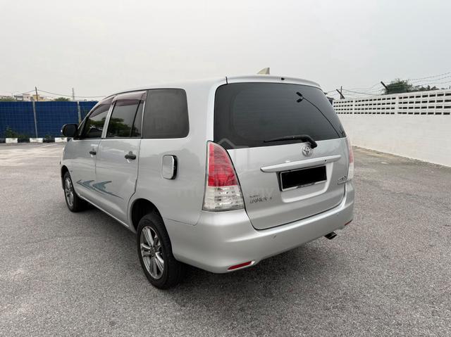 2011 Toyota INNOVA 2.0 E (A)JUALANMURAH NOREPAIR - 5