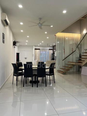 3 Storey Terrace, Ghee Hiang Garden, 5 Bedrooms 1