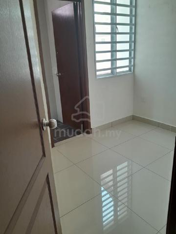 Rumah Untuk Disewa 4