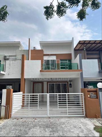 Double story House Hijayu 3 sendayan 1