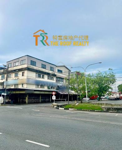 3 Storey Commercial Building at Krokop 7 1