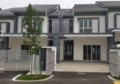 Double Story House: Room For Rent 1