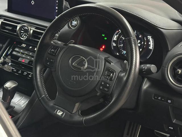 BLACK SEAT SUNROOF 360CAM 2021 Lexus IS300 F-SPORT - 5