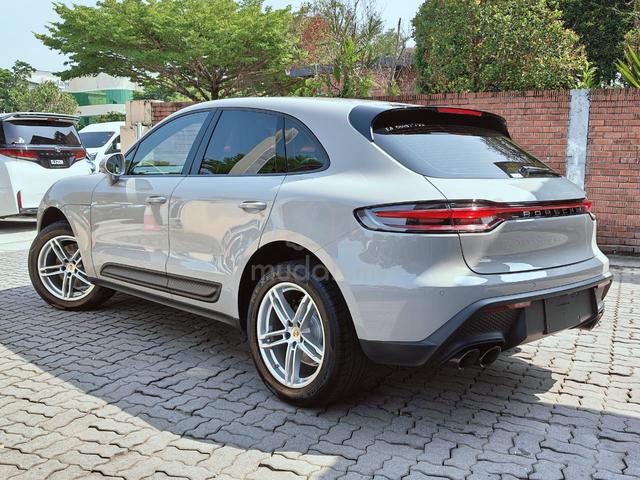 2022 Porsche MACAN 2.0 NFL NANO GREY SPORT CHRONO - 5
